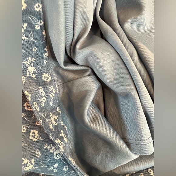 ALTAR’D STATE : Blue Floral Skort w Wrap-Look Layer & Ruffle - Picture 6 of 8